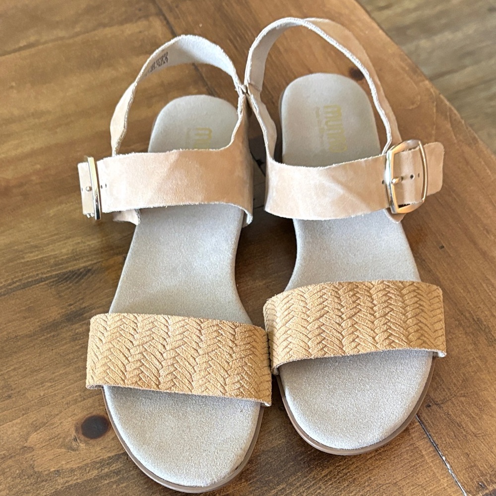 Munro Tan Braided Front Strap Sandals with Ankle Buckle